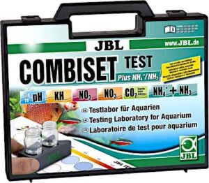 Prima di introdurre i Pesci in acquario controllare a quanto sono i valori